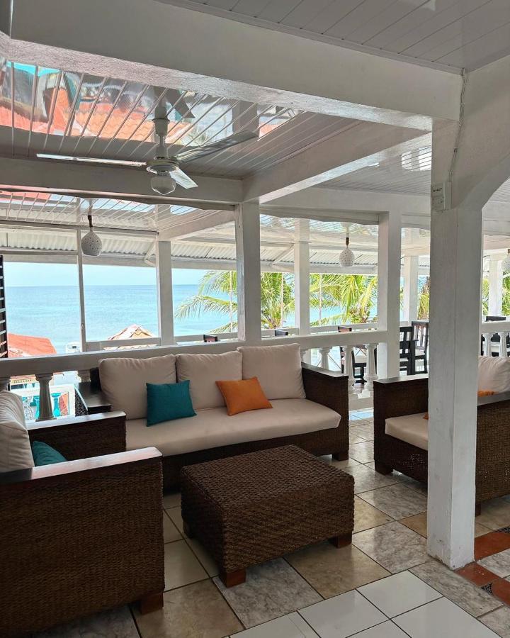 Los Delfines Hotel & Dive Center Ilhas do Milho Exterior foto